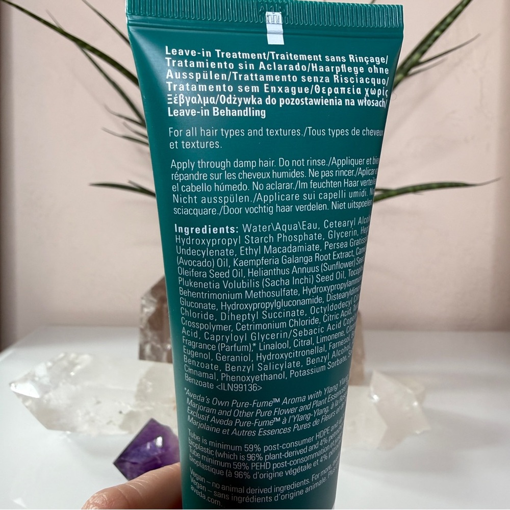 Aveda Botanical Repair™ Strengthening Leave-In Treatment 3.4 fl oz. / 100ml - Picture 10 of 13